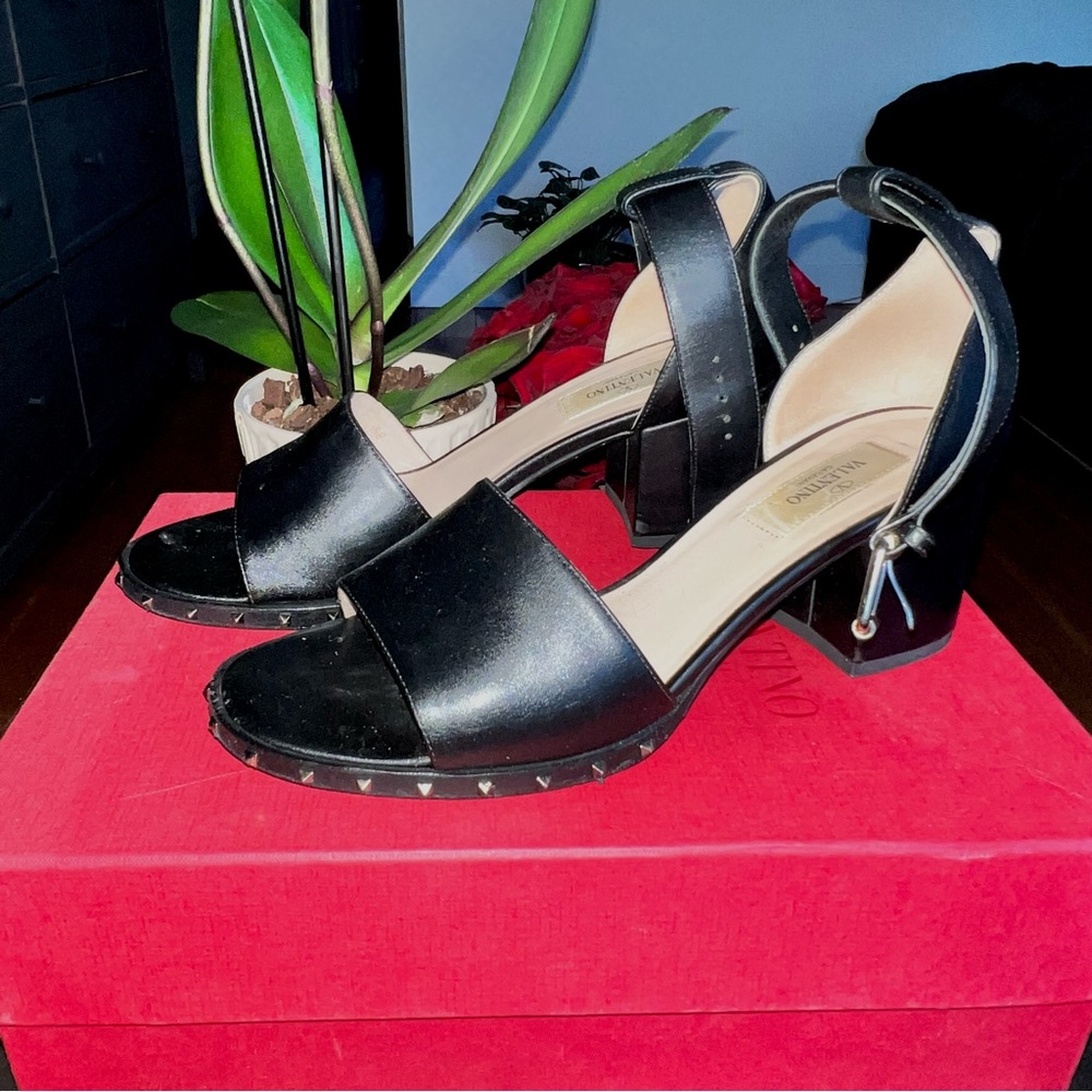 Valentino leather slip sandals